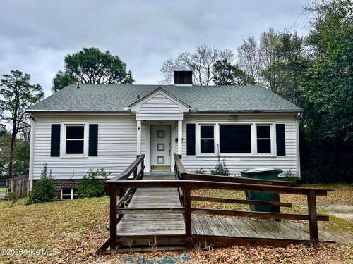 506 Minturn Ave, Hamlet, NC, 28345-2465 | Card Image