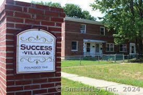 apt-11-490 Success Ave, Bridgeport, CT, 06610-2434 | Card Image