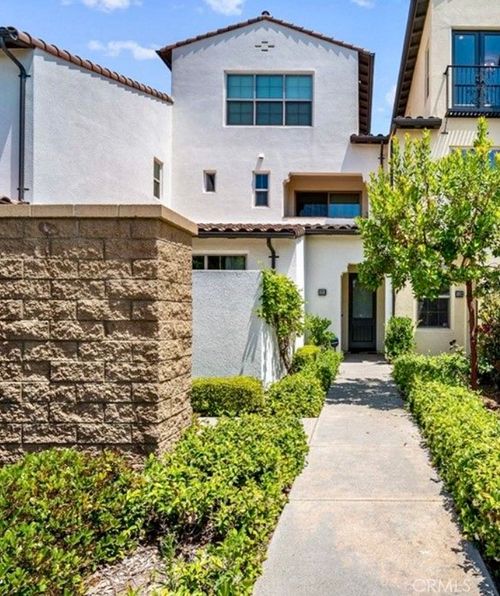 121 Tallowood, Irvine, CA, 92620-3110 | Card Image