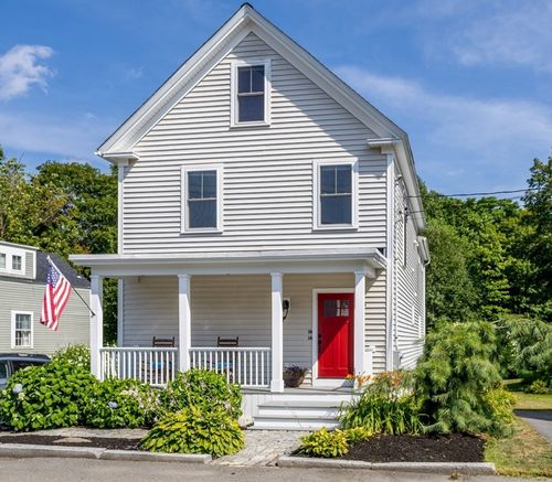 b-15 Court St, Groton, MA, 01450-4216 | Card Image