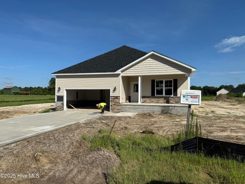 136 Tuskeegee Dr, Smithfield, NC, 27577 | Card Image