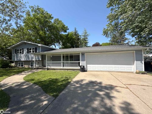 811 Pamela, Moravia, IA, 52544 | Card Image