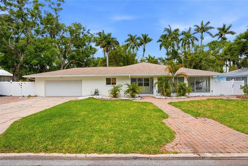 2004 Virginia Dr, Bradenton, FL, 34205-5837 | Card Image