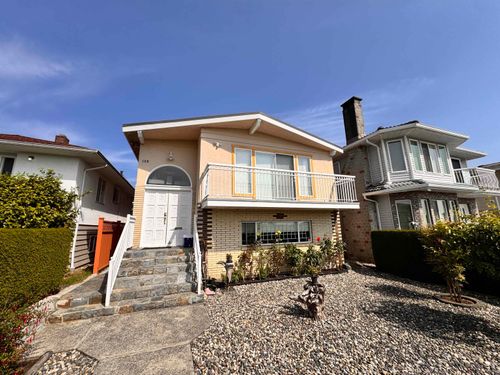 lower-120 Springer Avenue, Burnaby, BC, V5B3K3 | Card Image