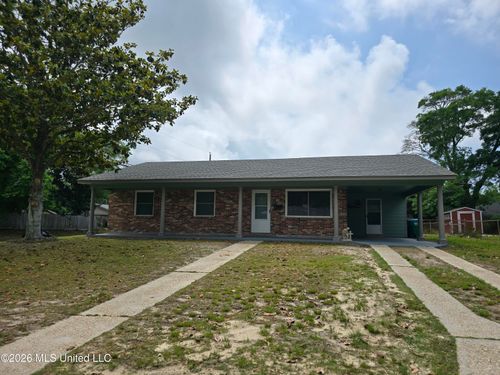 2330 Middlecoff Dr, Gulfport, MS, 39507-2234 | Card Image