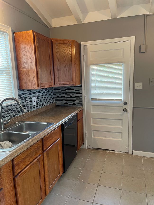 4229 Westlake St, House other with 3 bedrooms, 1 bathrooms and null parking in Dearborn Heights MI | Image 6