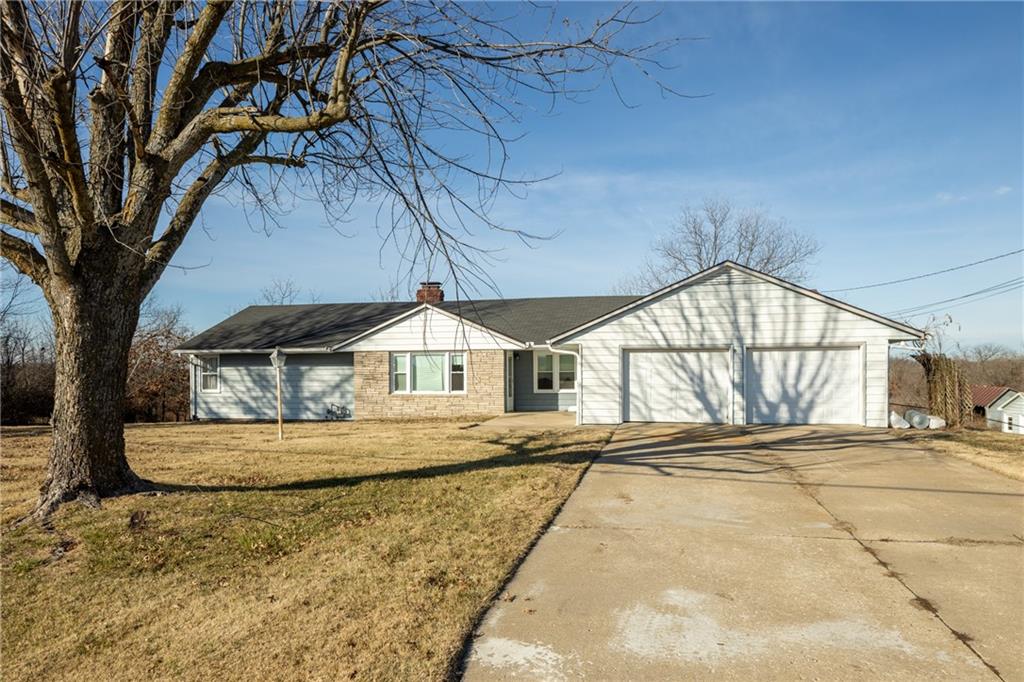 21st Rd, Warrensburg, MO 64093