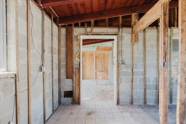 596 S Bayshore Dr, House other with 2 bedrooms, 1 bathrooms and null parking in MADEIRA BEACH FL | Image 15