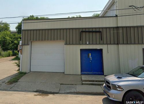 25C 17th Street E, Prince Albert, SK, S6V1G6 | Card Image