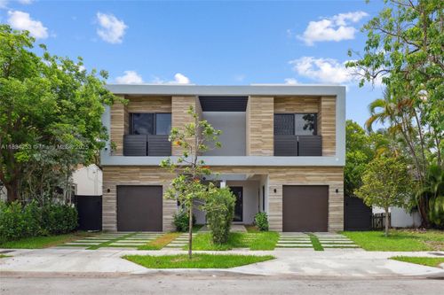 1152 Sw 22nd Ter, Miami, FL, 33129-2718 | Card Image