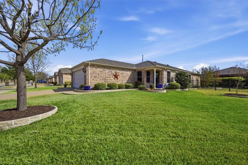 2649 Honeybee Ln, Frisco, TX, 75036-1052 | Card Image