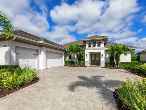 8556 Pavia Way, LAKEWOOD RANCH, FL, 34202-2162 | Card Image