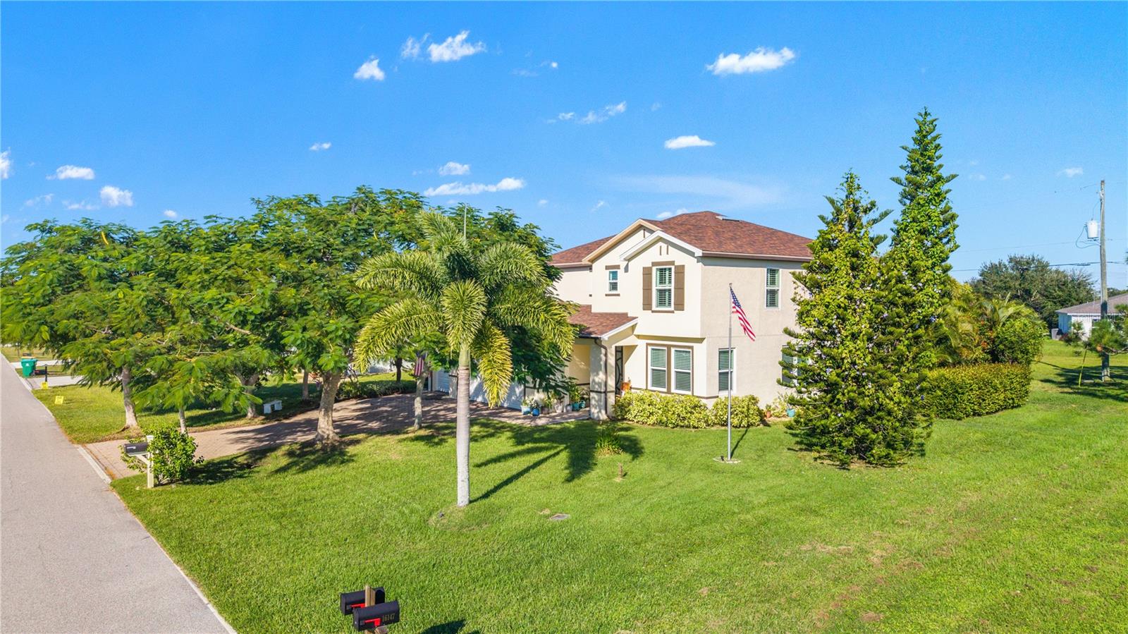 Residential in PUNTA GORDA