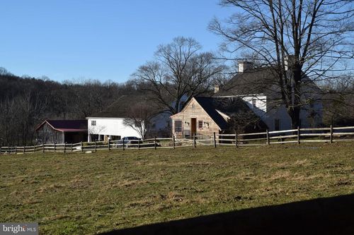 2738 Bryson Rd, COCHRANVILLE, PA, 19330-9792 | Card Image