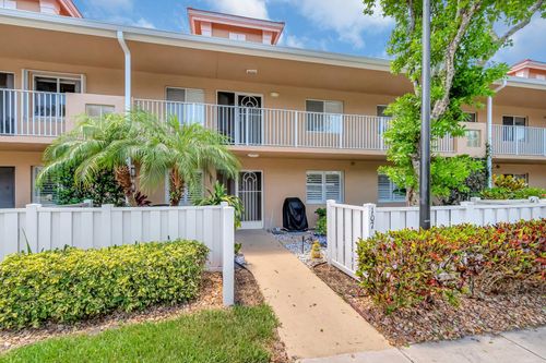 107-5914 Regal Glen Dr, Boynton Beach, FL, 33437-5631 | Card Image