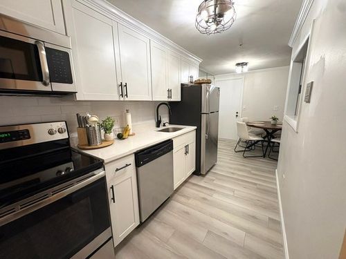 unit-505-196 Swanson Rd, Boxborough, MA, 01719-1383 | Card Image