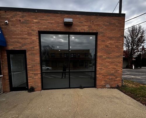 1724 Grand Ave, Waukegan, IL, 60085-3502 | Card Image