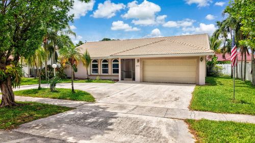 2171 Nw 76th Ave, Margate, FL, 33063-7932 | Card Image