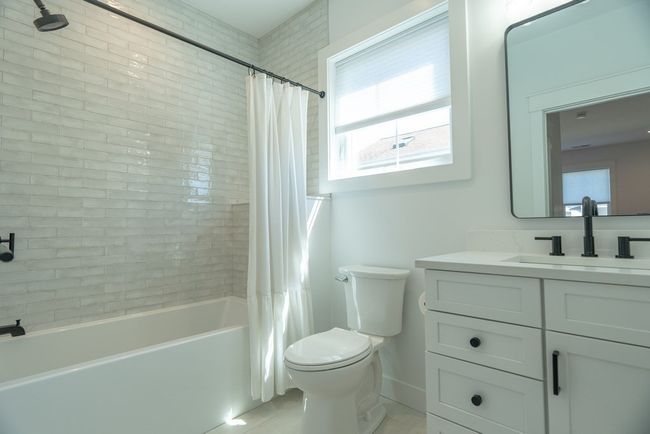 3 - 3 Potter St, Condo with 4 bedrooms, 5 bathrooms and 2 parking in Newton MA | Image 27