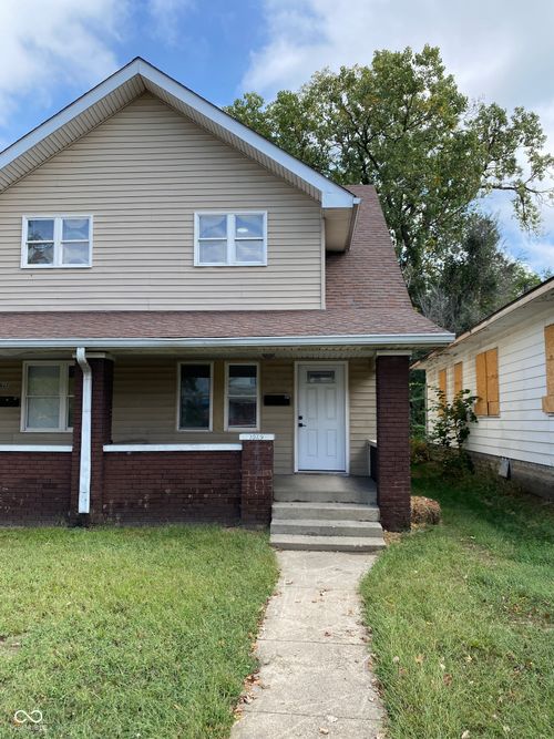 1029 Blaine Ave, Indianapolis, IN, 46221-1109 | Card Image