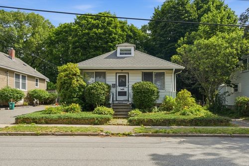 7 Bay State Blvd, Peabody, MA, 01960-6301 | Card Image