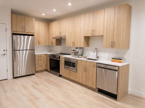 204-1151 Walnut St, Newton, MA, 02461 | Card Image