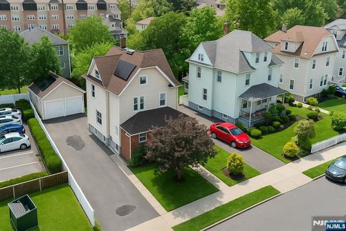 309 Lookout Ave, Hackensack, NJ, 07601-3606 | Card Image