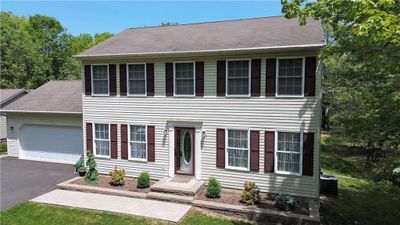 33 Wylie Circle, House other with 3 bedrooms, 2 bathrooms and null parking in Penn Forest Township PA | Image 1