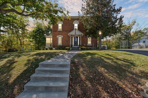 206 Ann Arbor St, Manchester, MI, 48158-9701 | Card Image