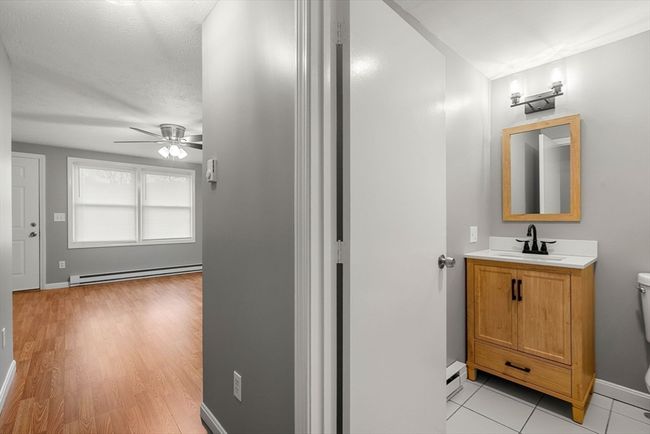 6 - 6 Grand Ave, Condo with 2 bedrooms, 2 bathrooms and 1 parking in Haverhill MA | Image 8