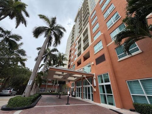 126-2000 N Bayshore Dr, Miami, FL, 33137-5110 | Card Image