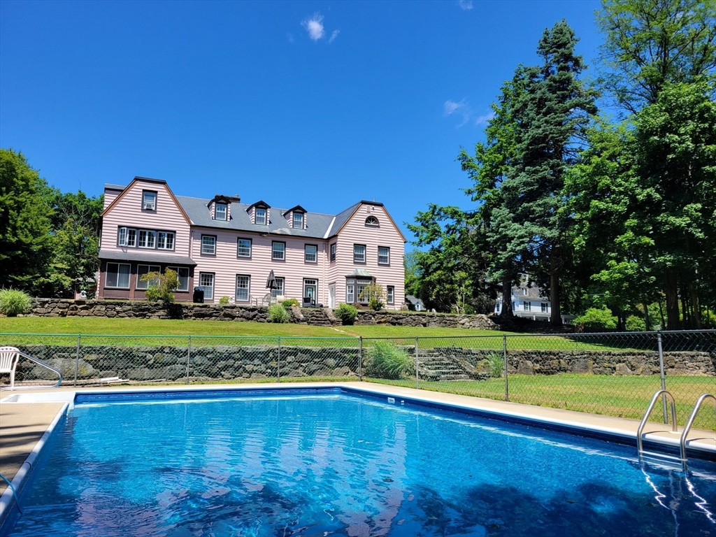 Prospect St, Fitchburg, MA 01420