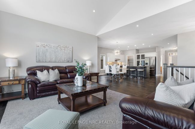 36 Hickory Ave, House other with 3 bedrooms, 3 bathrooms and 4 parking in Saint Davids ON | Image 19