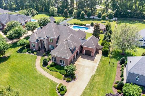 201 Glebe Spring Ln, Yorktown, VA, 23693-3148 | Card Image