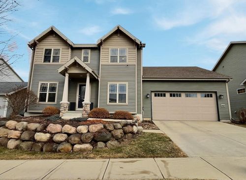 9014 Pine Hollow Pl, Verona, WI, 53593-8464 | Card Image
