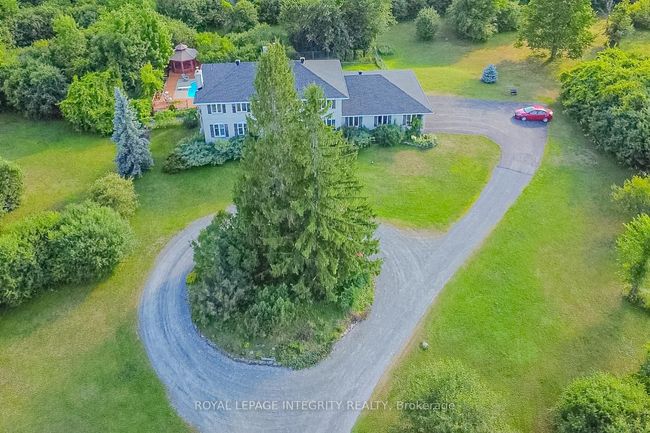 2025 Sixth Line Rd, House other with 4 bedrooms, 4 bathrooms and 20 parking in Dunrobin ON | Image 6