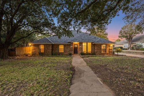 2954 Trail Lake Dr, Grapevine, TX, 76051-2646 | Card Image