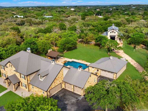 103 Cibolo Holw S, Fair Oaks Ranch, TX, 78015-8335 | Card Image