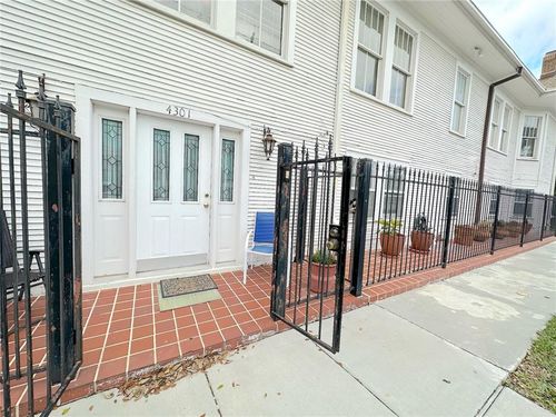 4301 Pitt St, New Orleans, LA, 70115-3836 | Card Image