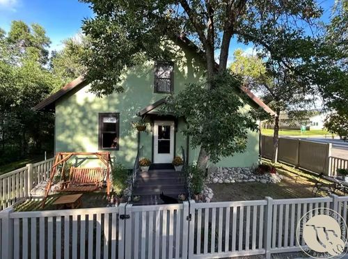 345 N 3rd St, Columbus, MT, 59019 | Card Image