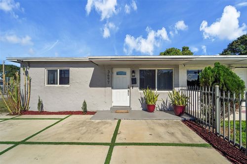 3497 Nw 191st St, Miami Gardens, FL, 33056-2935 | Card Image