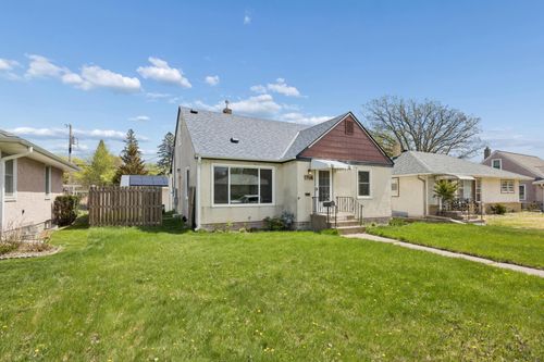 1652 Atlantic St, Saint Paul, MN, 55106-1106 | Card Image