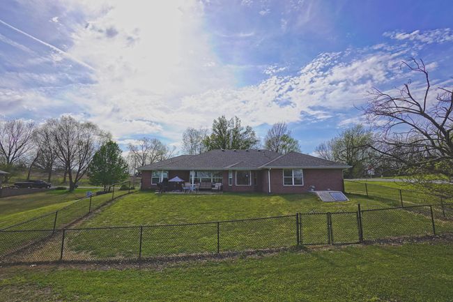 Fenced in backyard | Image 38