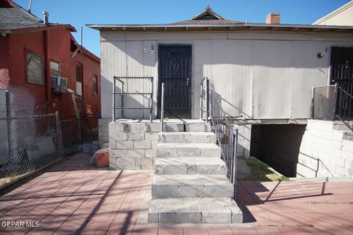 4-1104 Myrtle Ave, El Paso, TX, 79901-1529 | Card Image