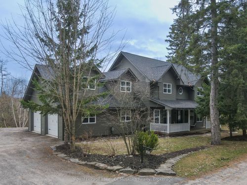 317 Falcon Rd, Huntsville, ON, P1H1N3 | Card Image