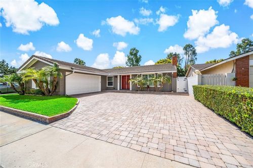 1216 E Clifpark Way, Anaheim, CA, 92805 | Card Image