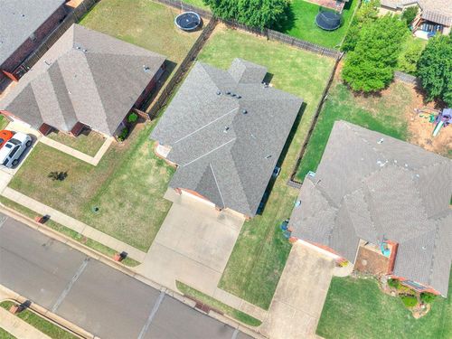 2129 Appalachian Trl, Edmond, OK, 73003-2207 | Card Image