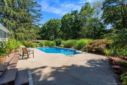 56 Noahs Lane Ext, Norwalk, CT, 06851-1729 | Card Image