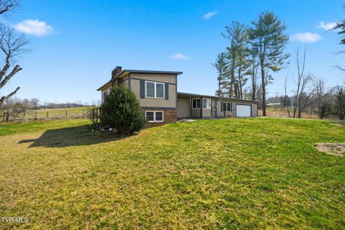 24116 Quintana Street, Bristol, VA, 24202 | Card Image