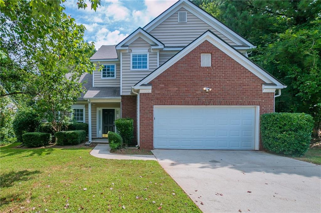 Melanie Rose Ln, Lawrenceville, GA 30044